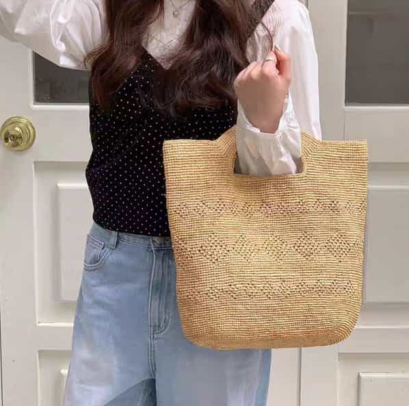 Handwoven raffia tote bag
