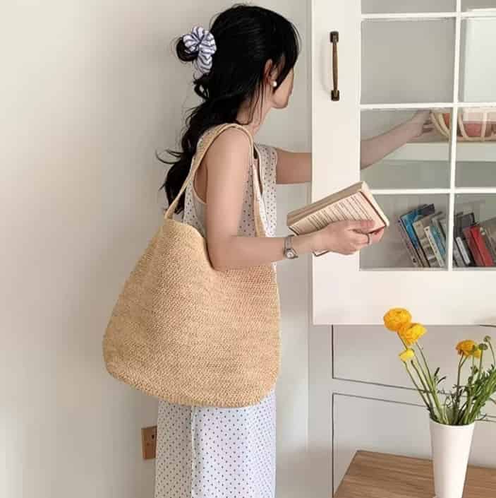 RaffiaTote Shoulder Bag