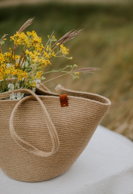 Handwoven natural raffia vacation tote bag