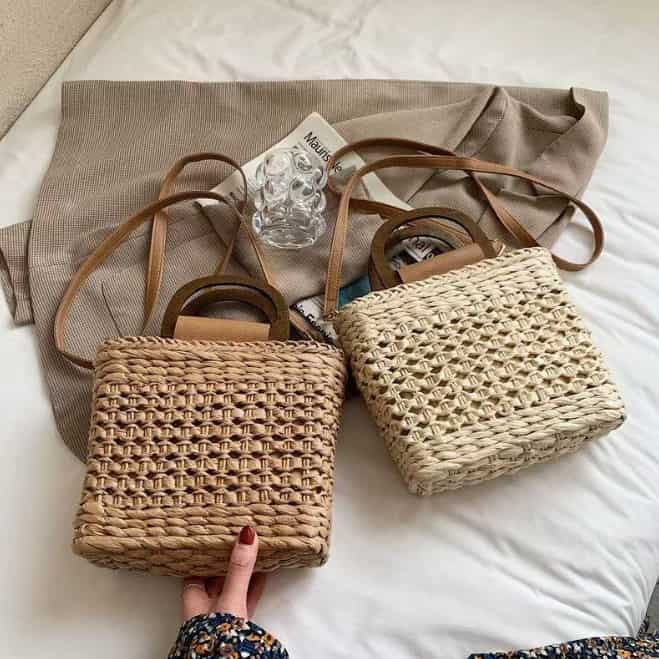 Wooden Handle Paper Straw Basket Purse Wooden Handle Paper Straw Basket Purse